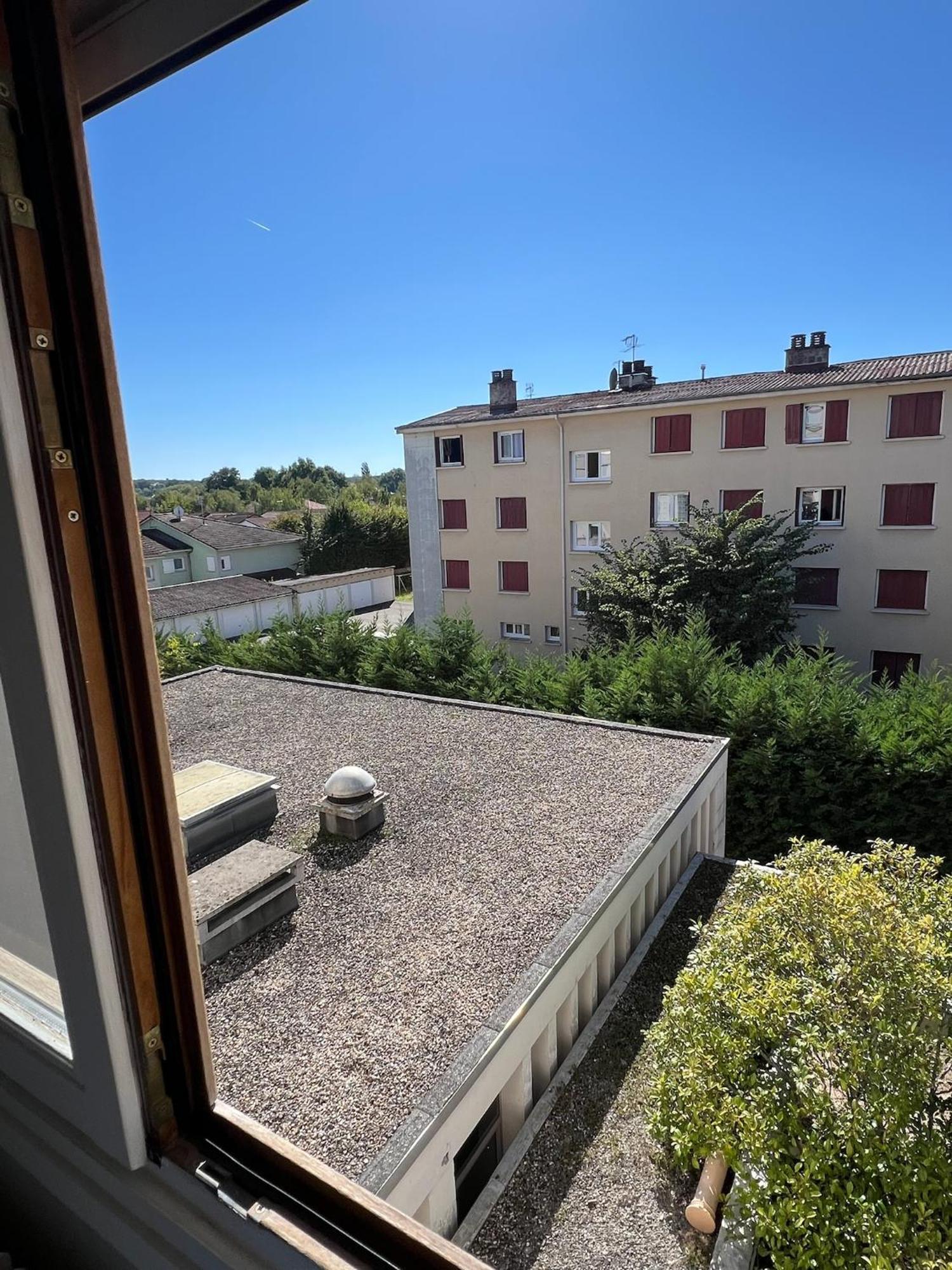 Appartement Chaleureux Pour Un Sejour Confortable Bourg-en-Bresse Exterior photo